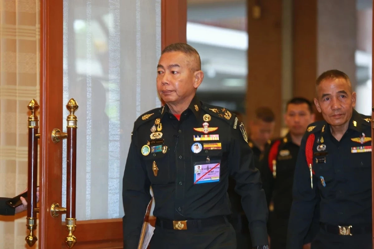 จับโป๊ะ “ดีลลับลังกาวี” ยังมีโจรใต้รอคุย “บิ๊กแดง” จริงหรือ?