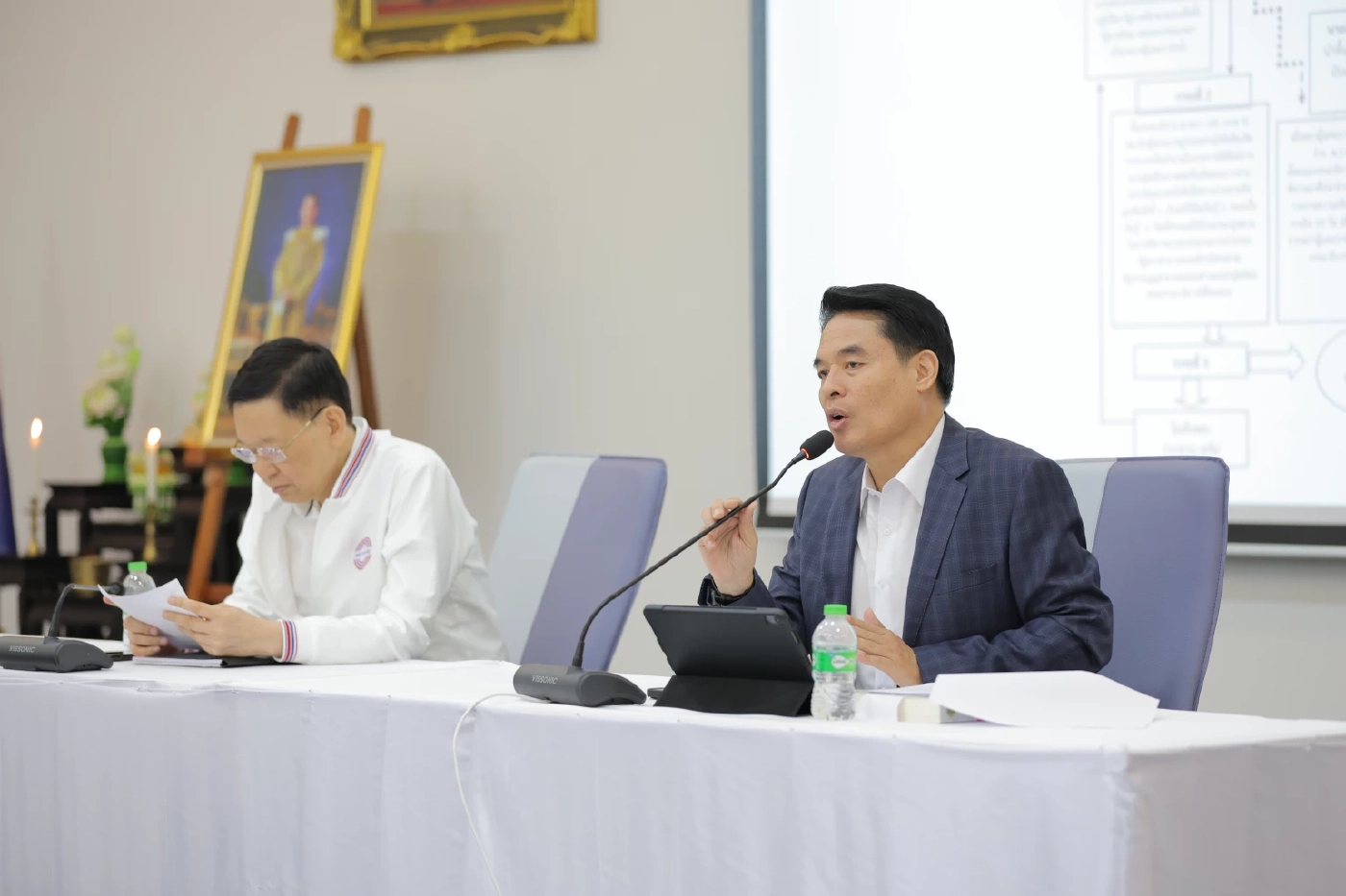 วราเทพ รัตนากร