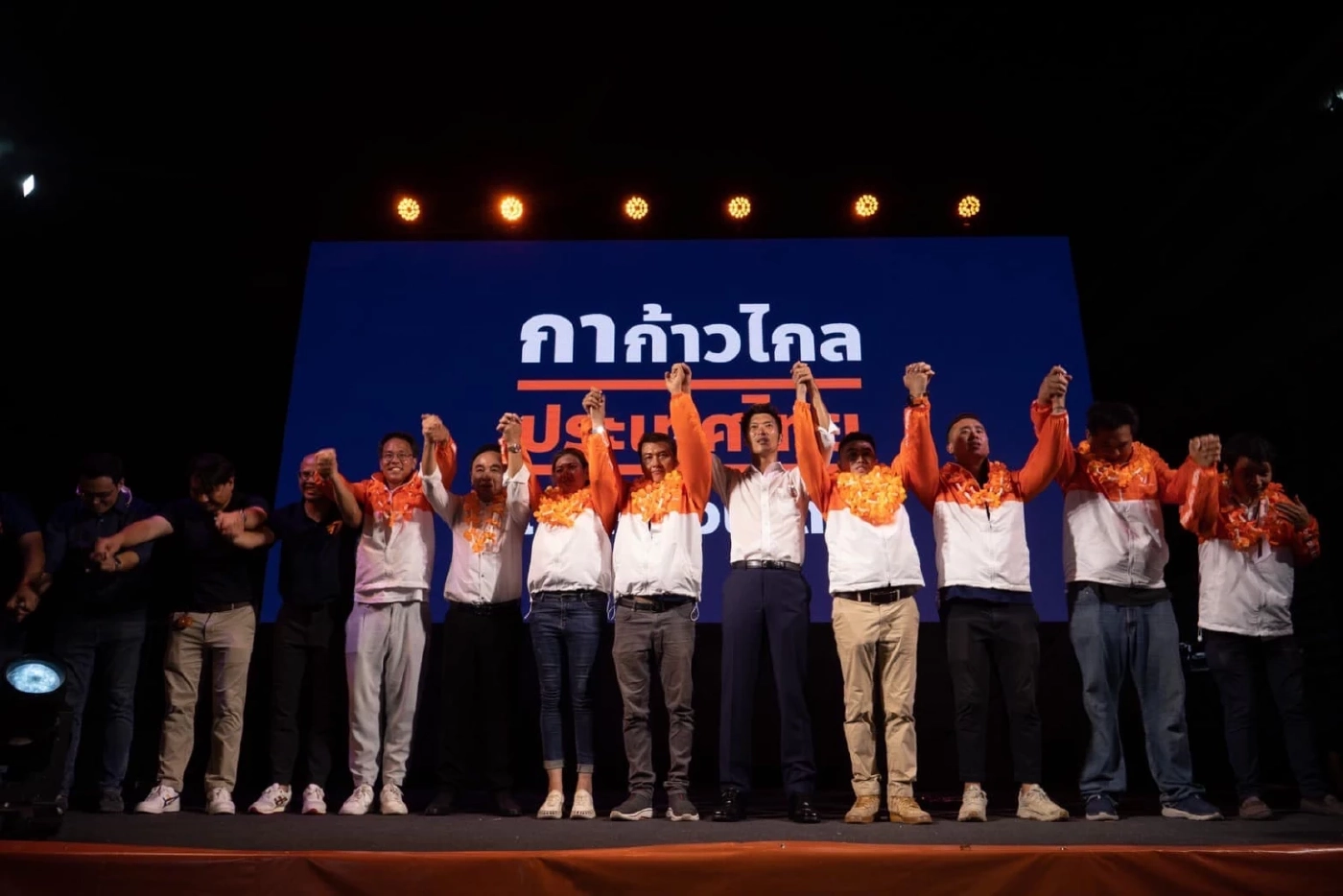 ร่ายยาวเจ็บจี๊ด! "ปิยบุตร" ซัด "ส.ว.-ส.ส." อภิปรายโหวตนายกฯ แต่ดันลากไปเรื่อง "ม.112"