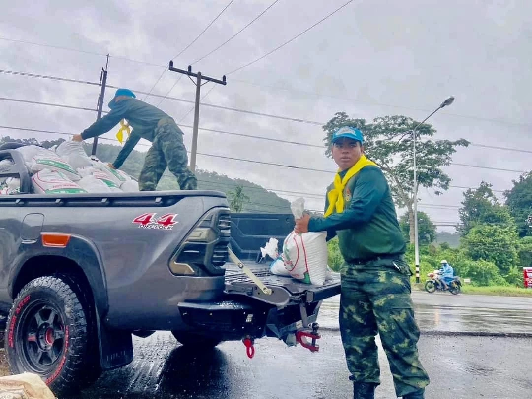 "กองทัพบก" ส่งทหารเข้าช่วยน้ำท่วม "สตูล-ภูเก็ต" พร้อมรับมือฝนตกหนัก