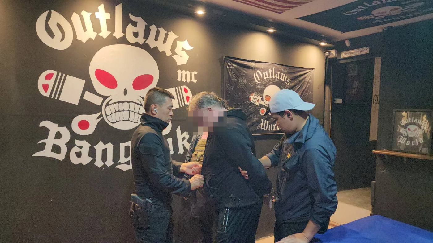 จับแล้ว! หนุ่มไทย-ปากีฯ"แก๊งเยอรมัน" หนีซุกกาญจน์ "โอลาฟ"ปฏิเสธทุกข้อหา