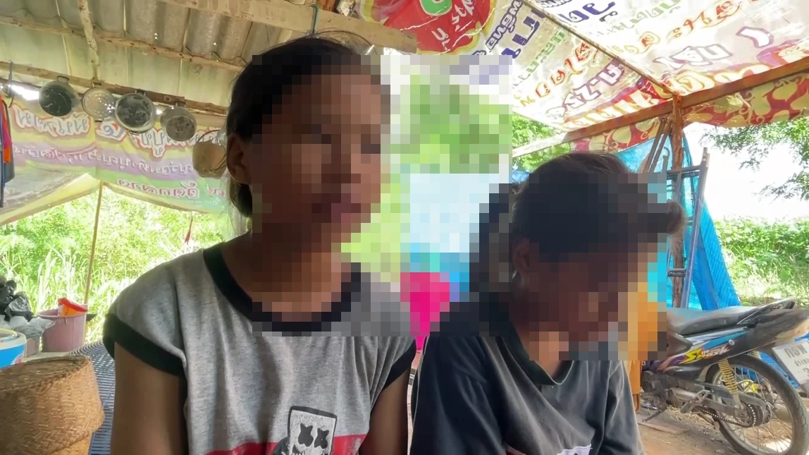 สุดเวทนา! สองหนูน้อย ไร้บ้านอาศัยหลังถูกไล่ที่ ซ้ำข้าวยังไม่ค่อยจะมีกิน