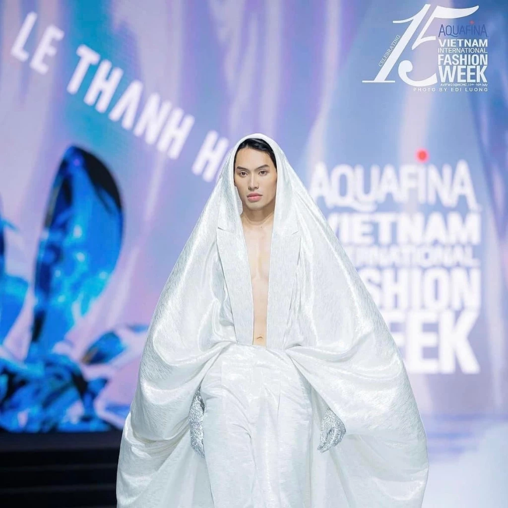 ขอเดินตามฝัน "ดีเจมะตูม" โกอินเตอร์เดินแบบเวทีระดับโลก