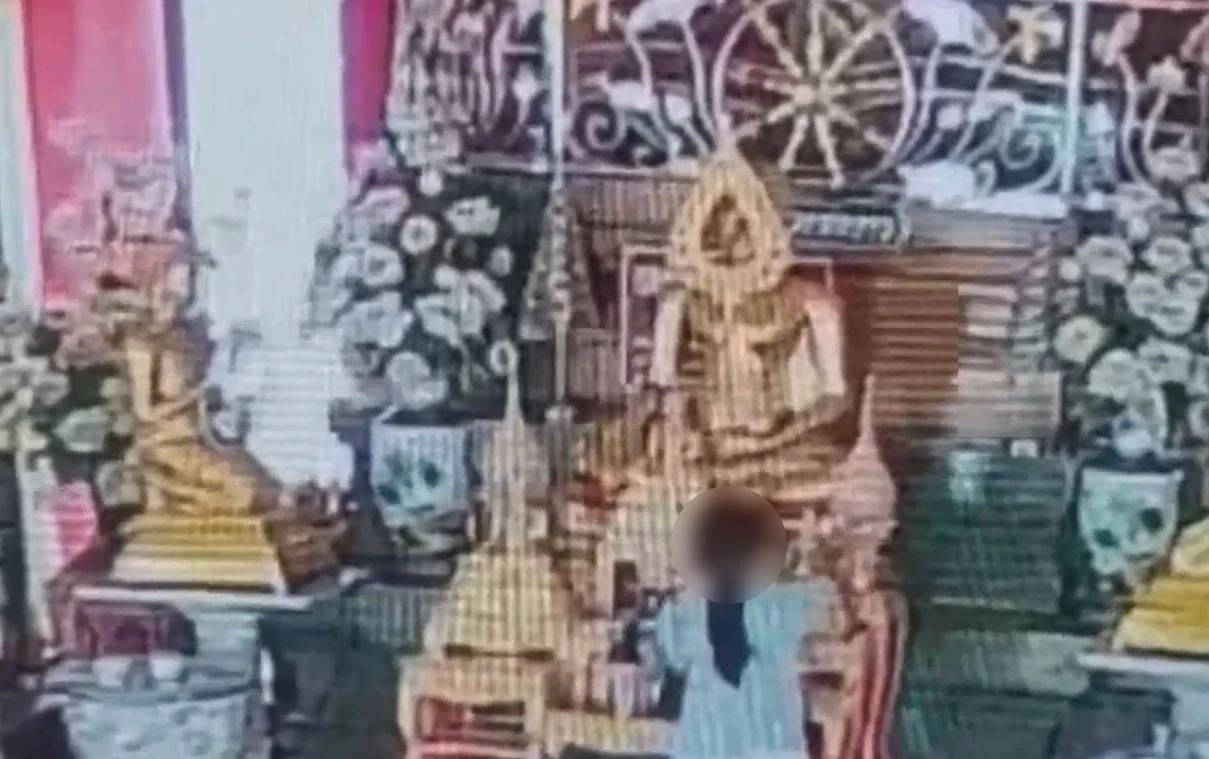 โจรสาวคราบนักบุญ ย่องฉก "หลวงพ่อขาวจำลอง" แต่ยกไม่ขึ้น