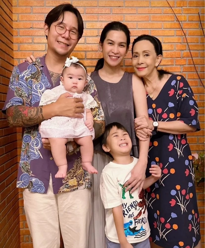 'อี๊ฟ พุทธธิดา' สุดทนโพสต์ซัด ครู รร. ดัง ตะคอกใส่ลูก ตอกกลับชาวเน็ตหน้าหงาย