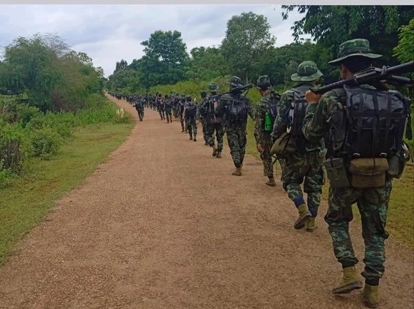 สถานการณ์สู้รบในรัฐคะยา "เมียนมา" ยังหนัก ผู้ลี้ภัยสงครามทะลักเข้าไทย