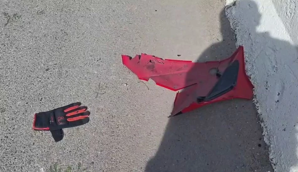 ก๊วนบิ๊กไบค์ ขี่ล่องใต้วันหยุด ถูกกระบะเลี้ยวตัดหน้าเข้าปั๊ม พุ่งชนกระเด็น