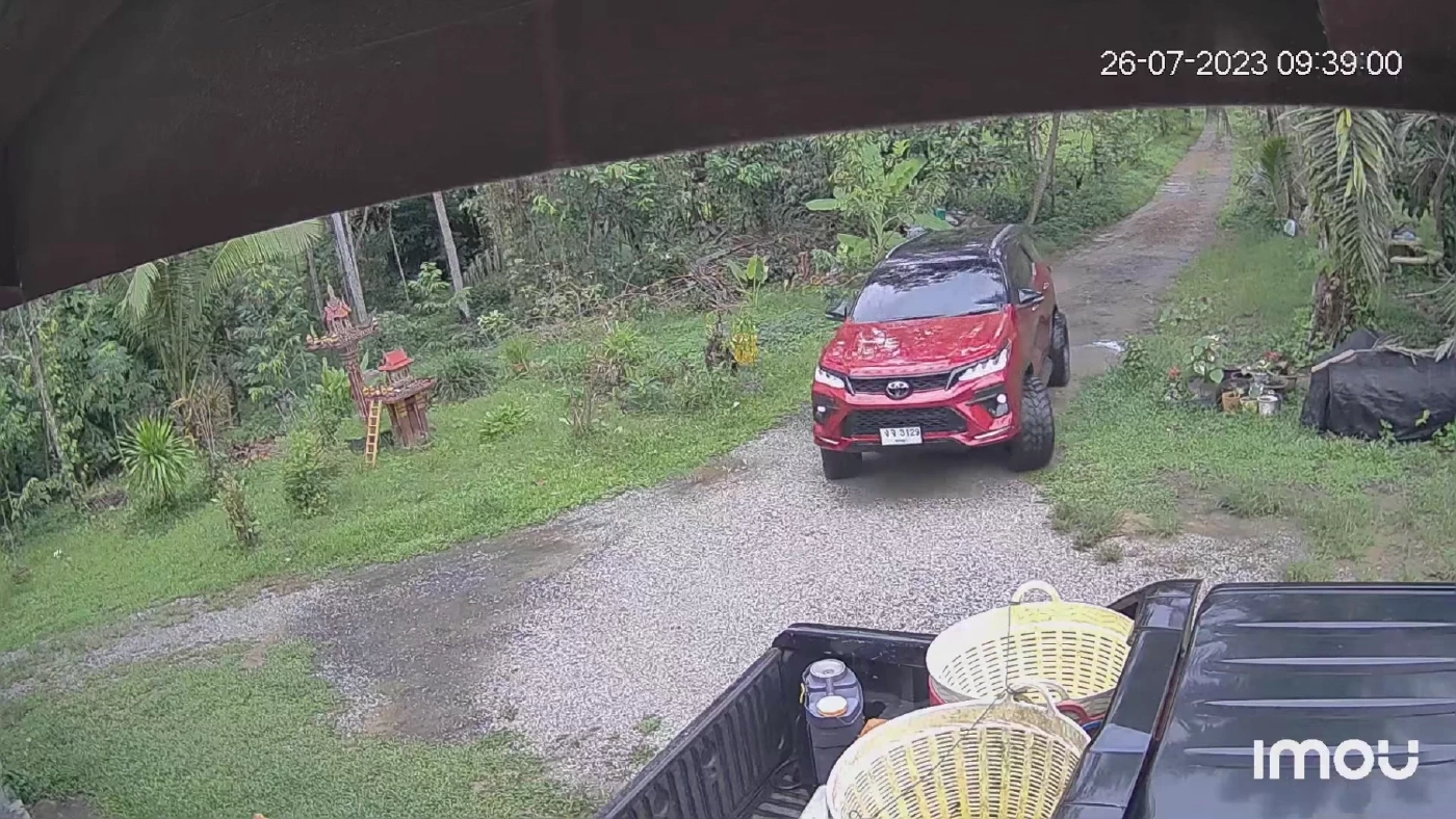 ออกหมายจับ! เจ้าหนี้สังหารพ่อค้าทุเรียน ปมหนี้ 3 ล้าน เผยคลิปนาทีดวลปืน