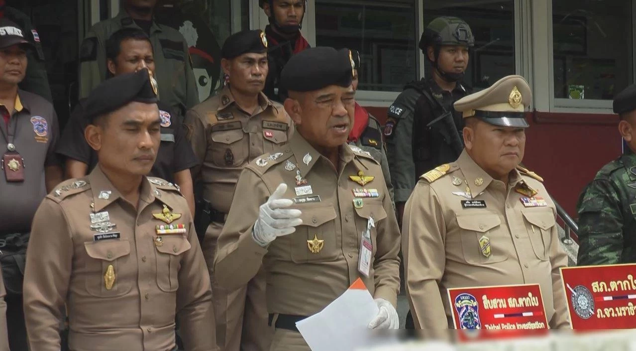 ตร.ตากใบ ยึดไอซ์ 104 กก. มูลค่ากว่า 20 ล้าน คาท่าน้ำขณะขนถ่ายลงเรือส่งมาเลย์