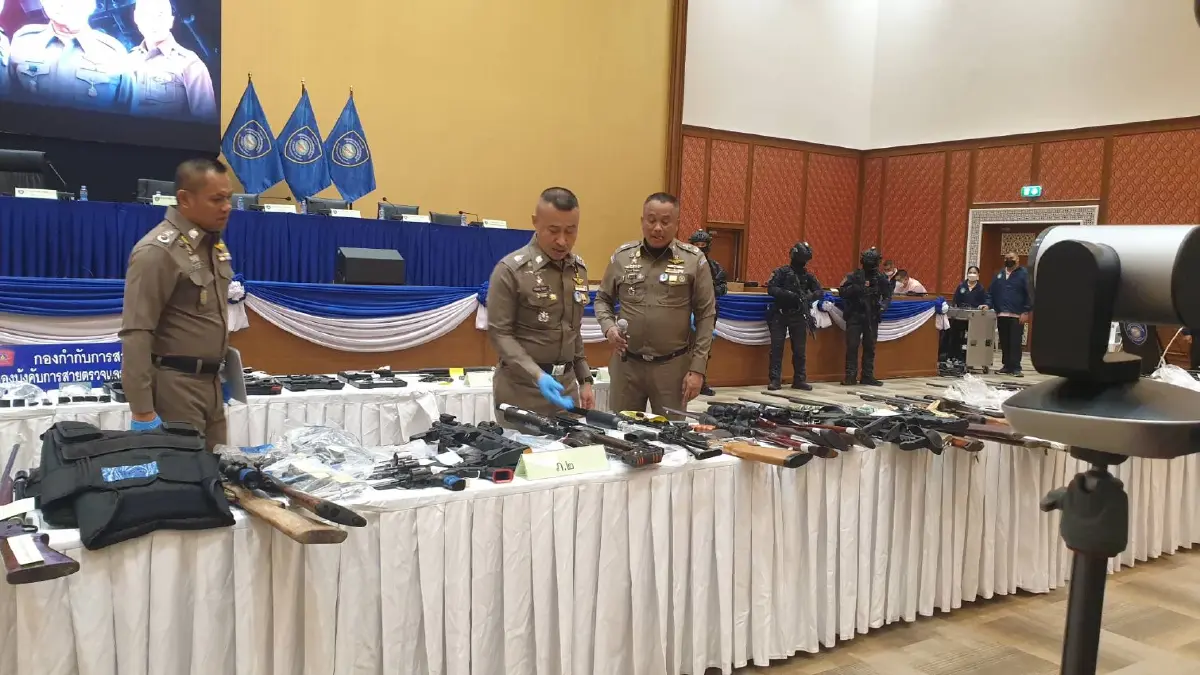 ตร.ระดมจับกุมอาวุธ ไม่ถึงเดือนยึดได้ 3,120 กระบอก