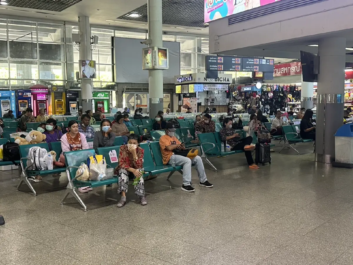หยุดยาวคาด คนแห่เดินทางเพิ่ม 20% แตะวันละ 35,000 คน บขส.จัดรถรองรับ