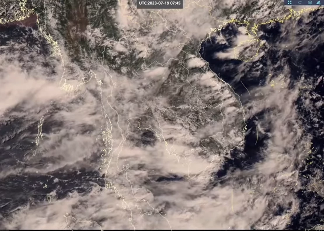 อิทธิพลมรสุมพาดผ่าน กรมอุตุฯเตือน 35 จว."ฝนตกหนัก" เฝ้าระวัง"ท่วมฉับพลัน"