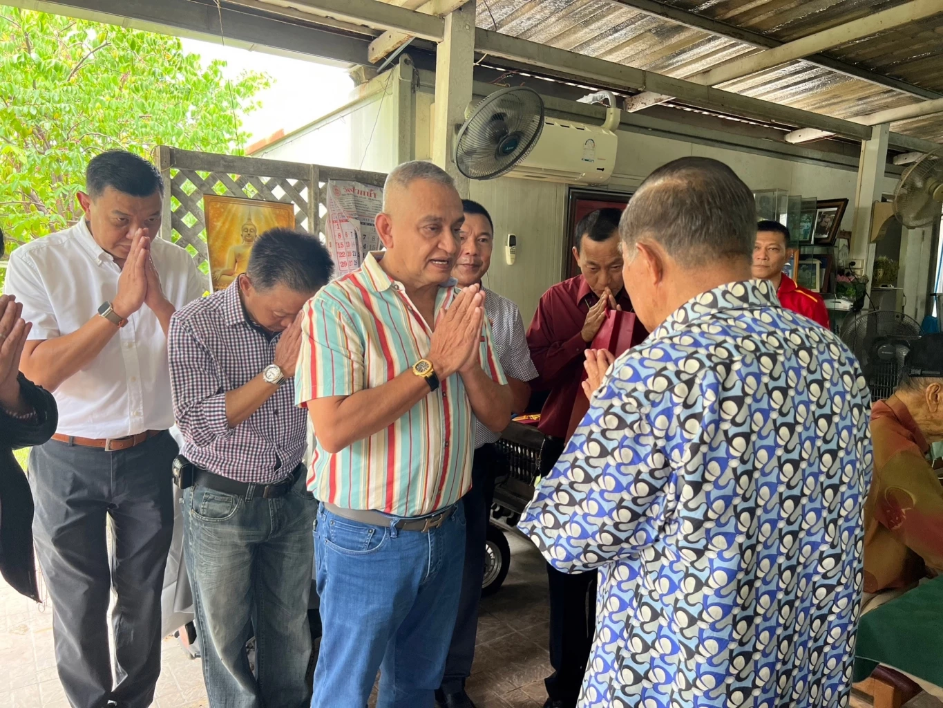 ทหาร-นักการเมือง ตบเท้าอวยพร "บิ๊กแอ๊ด" ครบรอบวันคล้ายวันเกิด 85 ปี