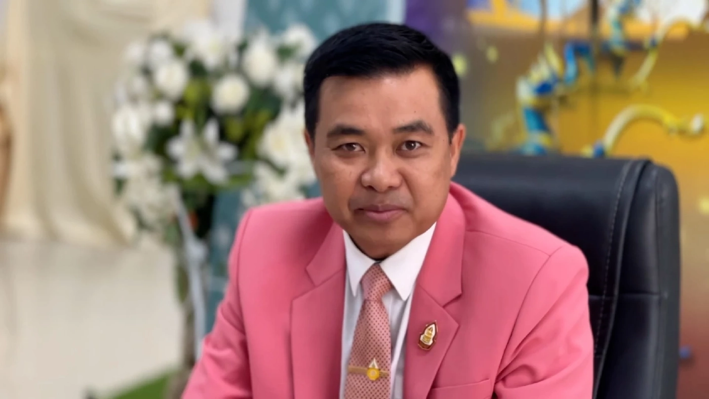 ผู้อำนวยการ สพม.ขอนแก่น เผย ครูสั่งการบ้าน 3 ทุ่ม เป็นคนทุ่มเท ตั้งใจดูแล นร.