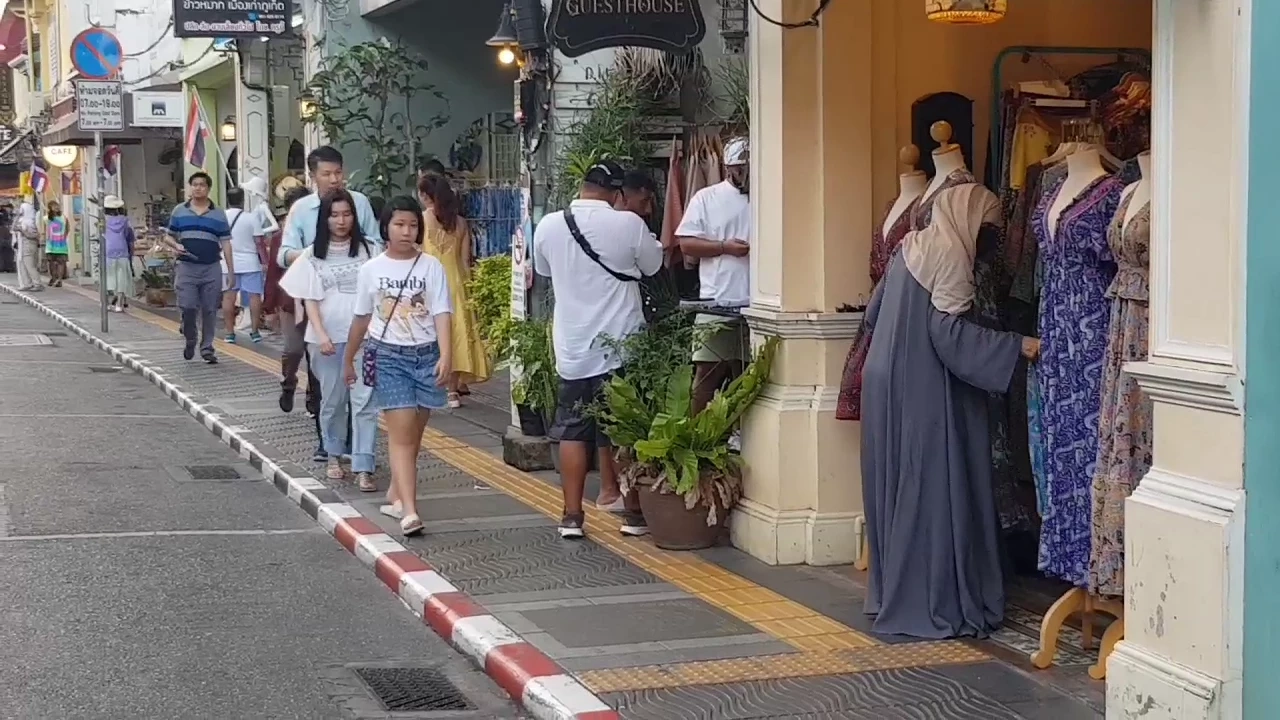 ท่องเที่ยวหยุดยาวภูเก็ตคึกคัก โดยเฉพาะย่านเมืองเก่า คาดเงินสะพัด 2.2 พันล.