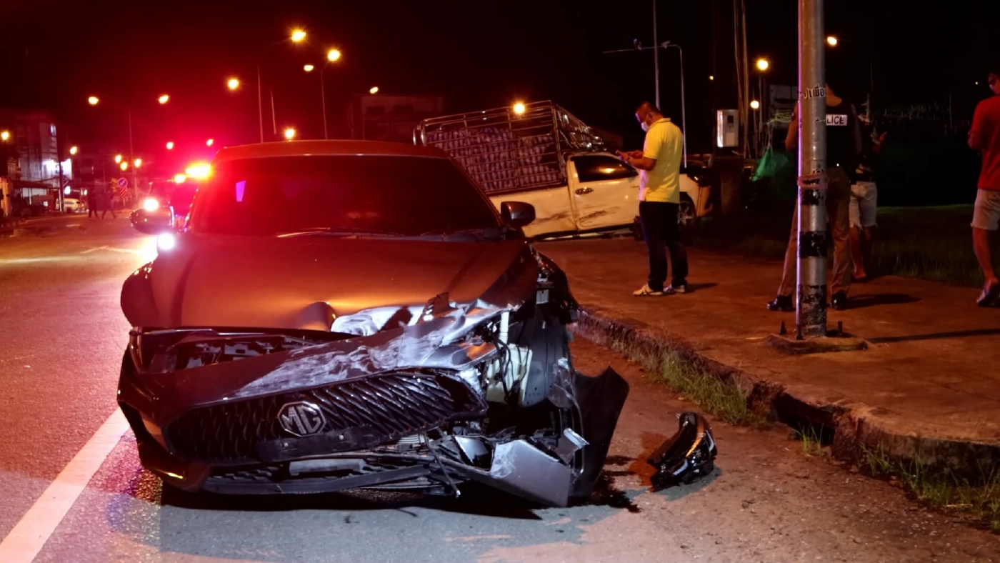 แจงรถตราโล่ถูกชน ตำรวจท้องร่วงหนัก ขับไปรพ.กลางดึก ไม่ได้เที่ยวร้านเหล้า