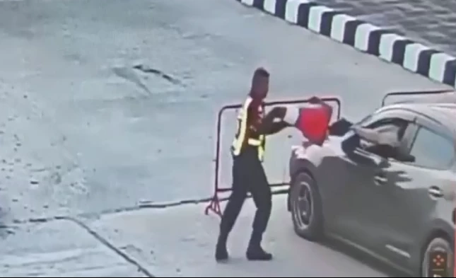 ตร.แหลมฉบัง รวบ 2 คนร้าย ลักขโมยสายไฟภายในท่าเรือ แถมยิงยามเพื่อเปิดทางหนี