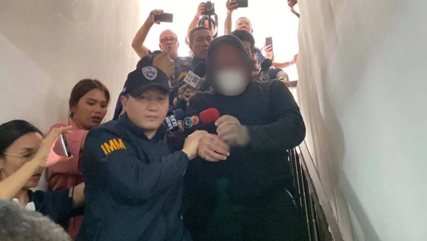 นายโอลาฟ