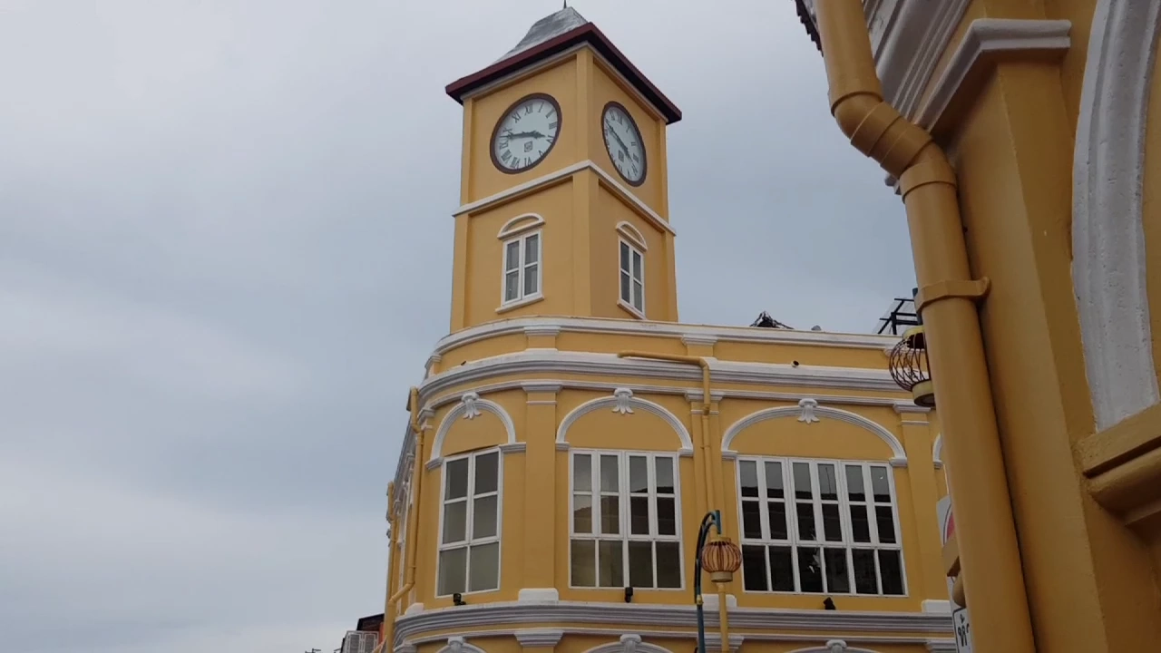 ท่องเที่ยวหยุดยาวภูเก็ตคึกคัก โดยเฉพาะย่านเมืองเก่า คาดเงินสะพัด 2.2 พันล.