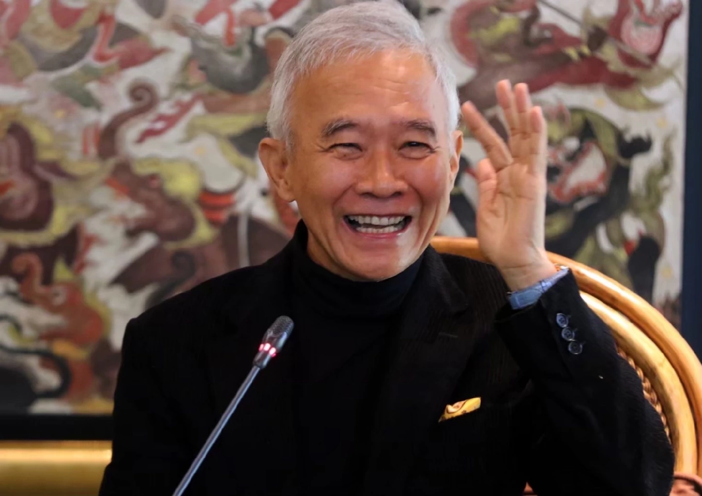 สุวัจน์  ลิปตพัลลภ ประธานพรรคชาติพัฒนากล้า  (ชพก.) 