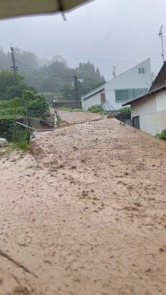 ฝนถล่มญี่ปุ่น เตือนภัยระดับสูงสุด ดับ 1 ราย