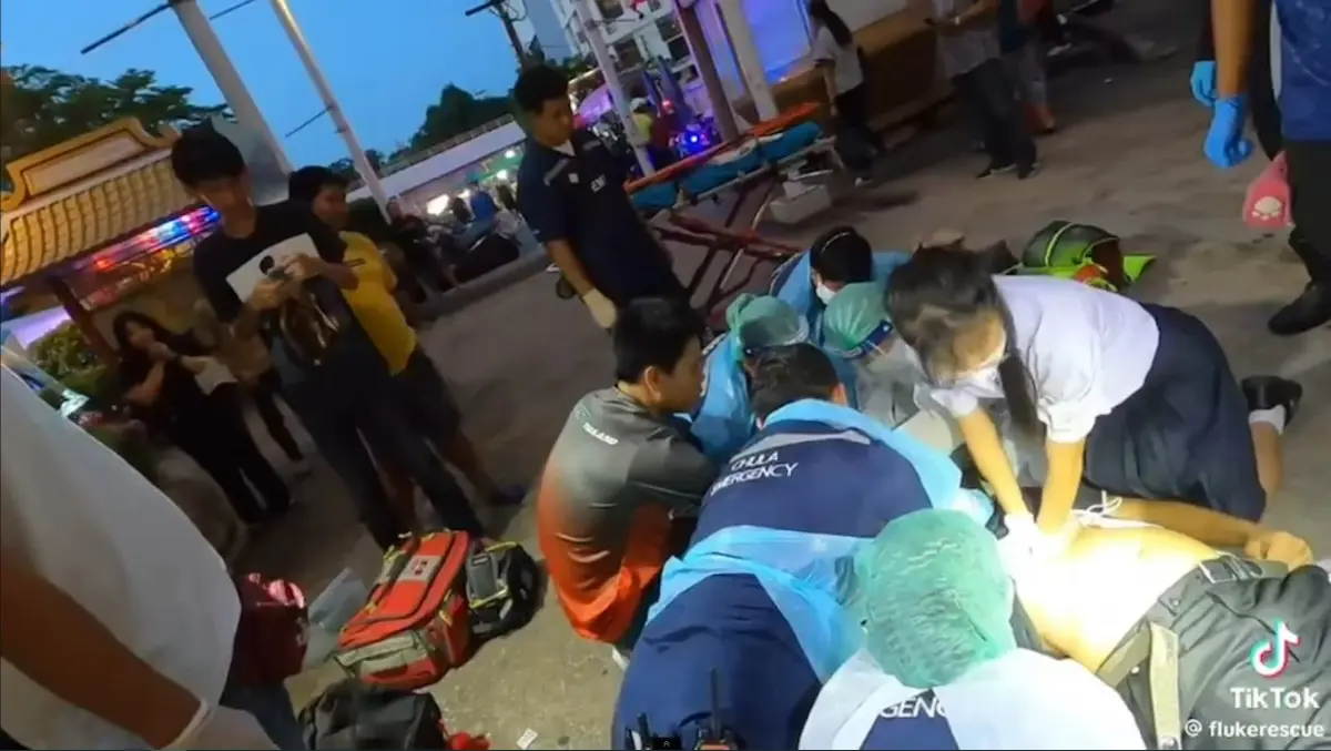 “น้องนุ่น” กำลังทำ CPR ก่อนนำส่งโรงพยาบาลได้อย่างปลอดภัย เมื่อช่วงเย็นวันที่ 13 มิถุนายน 2566