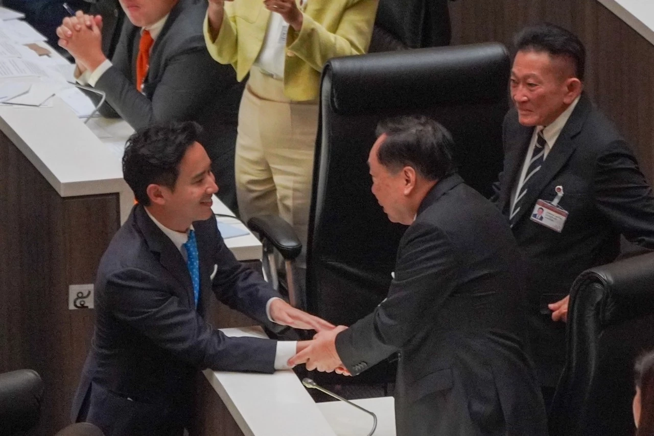 "บวรศักดิ์" ลั่น น่าสงสารประเทศ ใช้ข้อบังคับรัฐสภาทำรัฐธรรมนูญเป็นง่อย