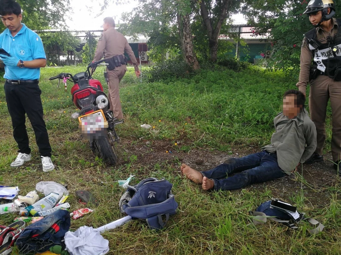 นายอลงกรณ์ รูปดี หรือ นายเบส อายุ 35 ปี ผู้ก่อเหตุเตะเมียจนเสียชีวิต