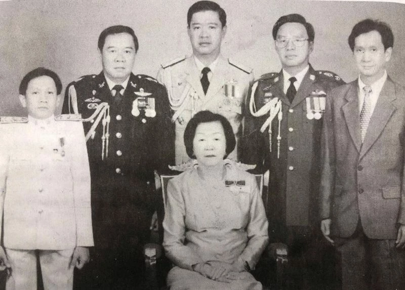 รู้จัก "บิ๊กป๊อด-พัชรวาท" ในวันเปิดหน้าสู่เวทีการเมือง