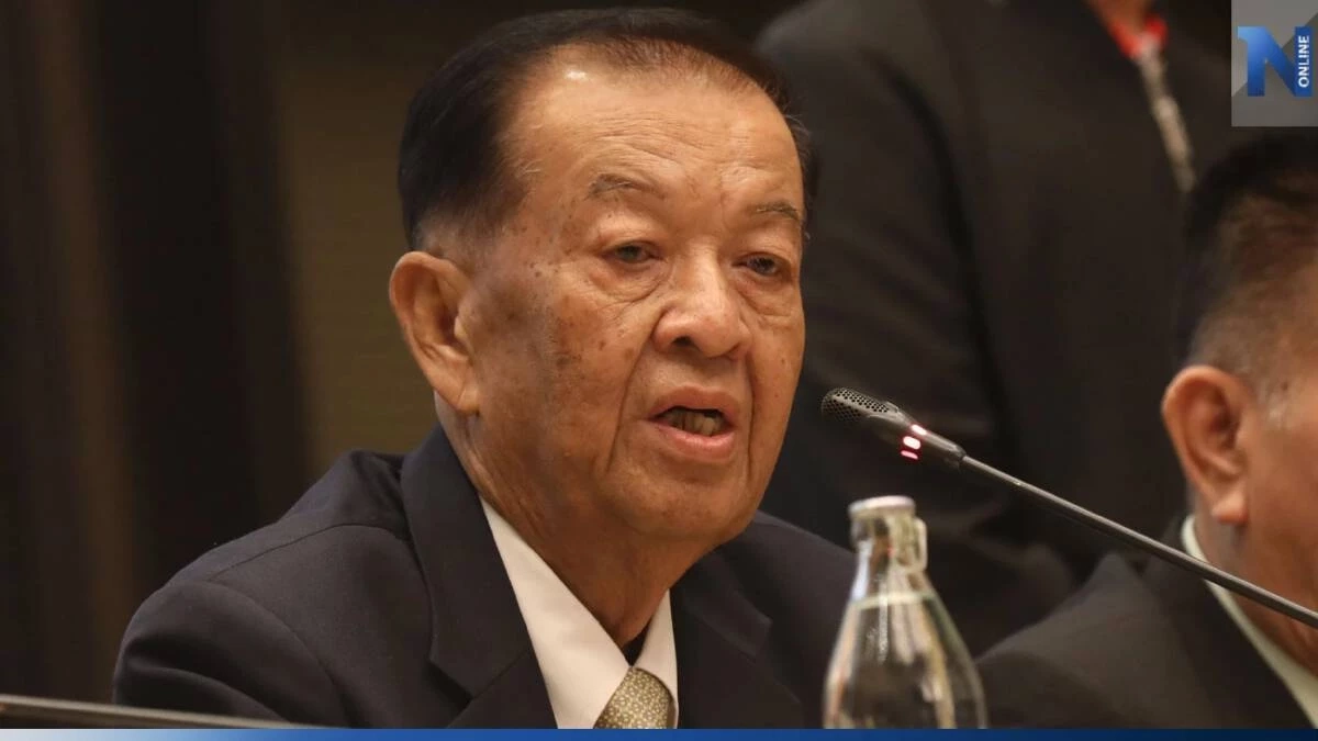 นายวัน มูหะหมัดนอร์ มะทา  หัวหน้าพรรคประชาชาติ  