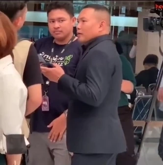 "ชัยธวัช" เผย กำลังตรวจสอบ ปม "การ์ดพิธา" ต้องคดีปี54 ยัน "พิธา" ไม่ทราบ