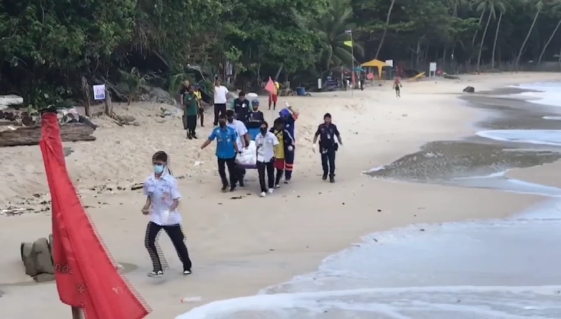 พบแล้วร่าง นทท.เซเนกัล ถูกคลื่นซัดกลับมาเกยหาดฟรีดอม ใกล้จุดที่จมหาย