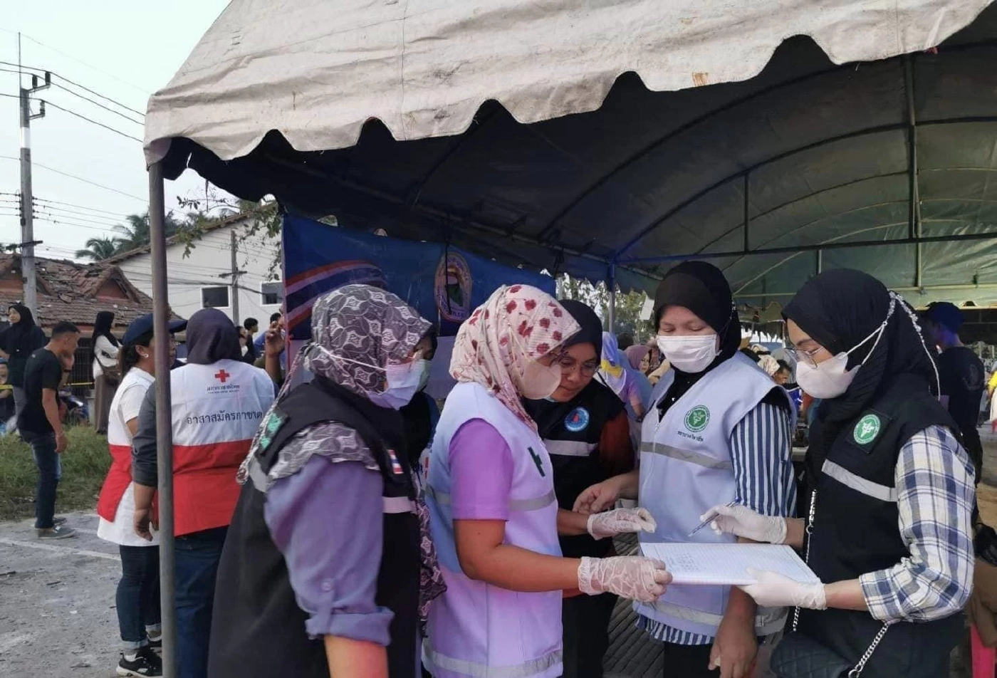 เช็กรายชื่อผู้เสียชีวิต เหตุโกดังประทัดระเบิด ยืนยัน 10 ศพ บ้านพัง 200 หลัง