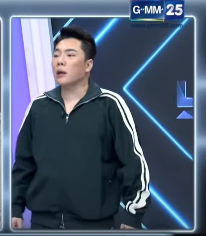 เผยสาเหตุ ทำไม "มดดำ" เกิดปากเบี้ยวขณะอ่านข่าว แฟนคลับแห่ส่งกำลังใจเพียบ