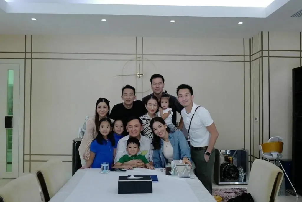 นิพิฏฐ์ ซัด เด็กน้อยใส่แพมเพิส! เบิร์ดเดย์ "ทักษิณ" หารู้ไม่ประวัติศาสตร์แปดเปื้อน