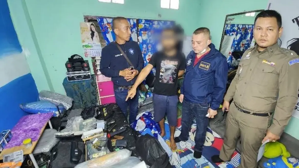 ดีเดย์ บุกจับกุมอาวุธปืนทั่วประเทศ ยึดของกลาง 900 กระบอก กระสุนอีกเพียบ