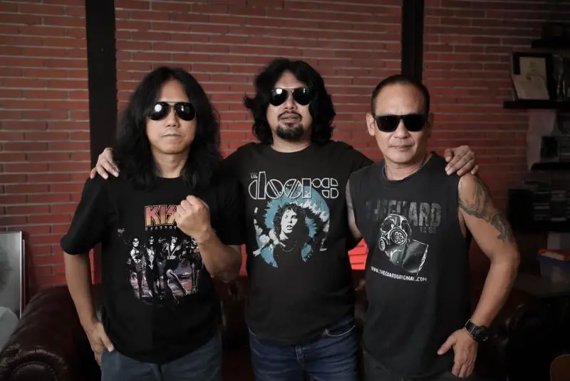 สรุปดรามาคอนเสิร์ต Smile On The Rock ปมลิขสิทธิ์ ของค่ายเพลงยักษ์ใหญ่