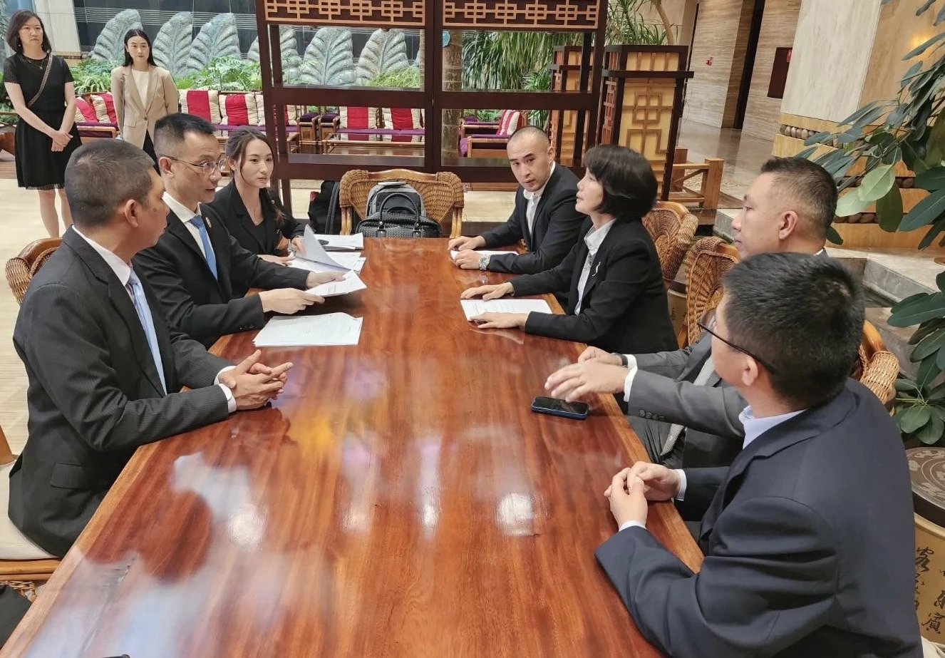 ตม. ร่วมถก ตำรวจจีน แลกเปลี่ยนข้อมูลป้องกัน จีนเทา หลบหนีเข้าไทย