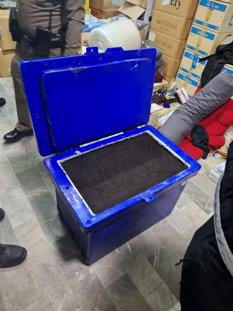 พ่อเลี้ยงโหดฆ่ายัดถัง-โบกปูนลูกเลี้ยง วัย 12 ปี อ้างพลั้งมือทำโทษ