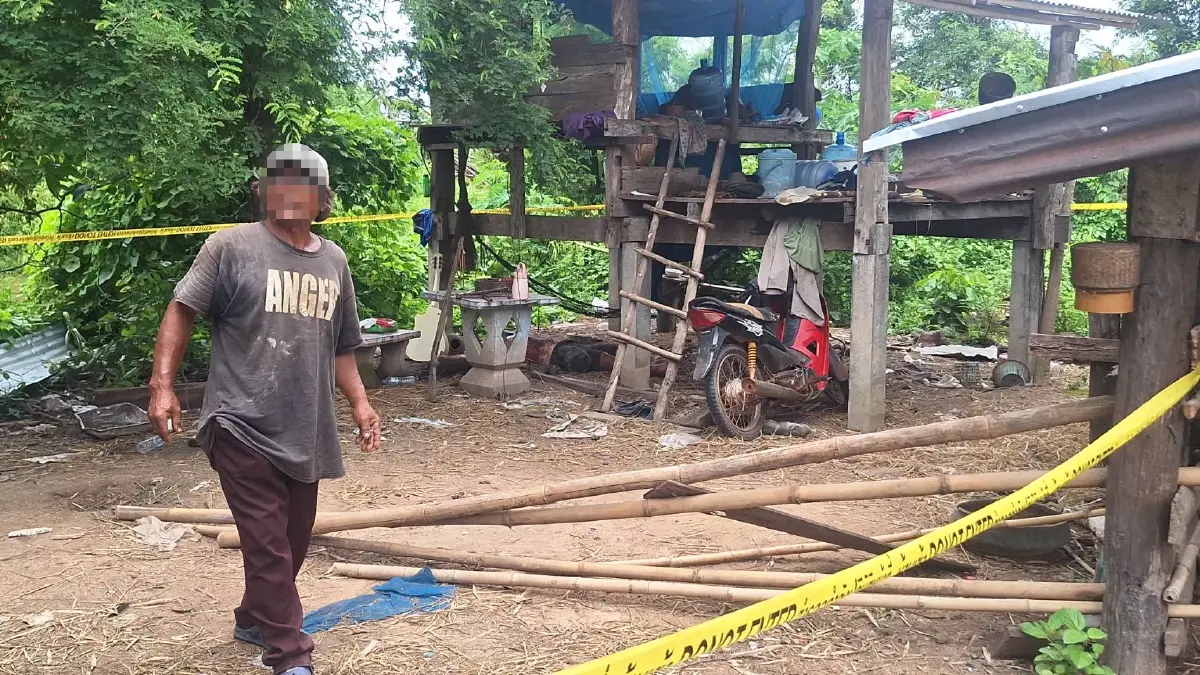 นายทองจันทร์ คำควร อายุ 60 ปี พ่อของนายต้อม