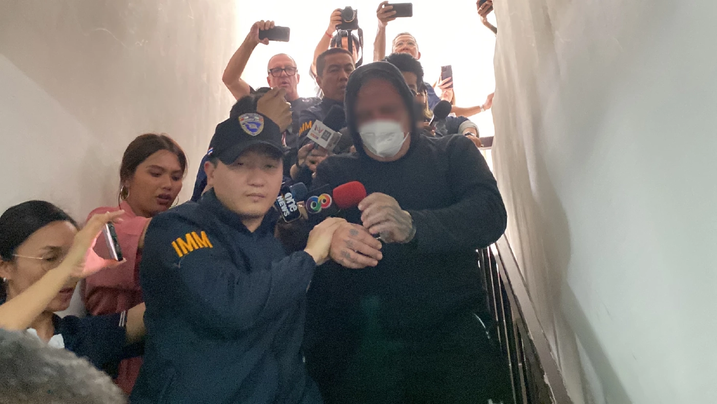 โอลาฟ ยังคงให้การปฏิเสธทุกข้อหา