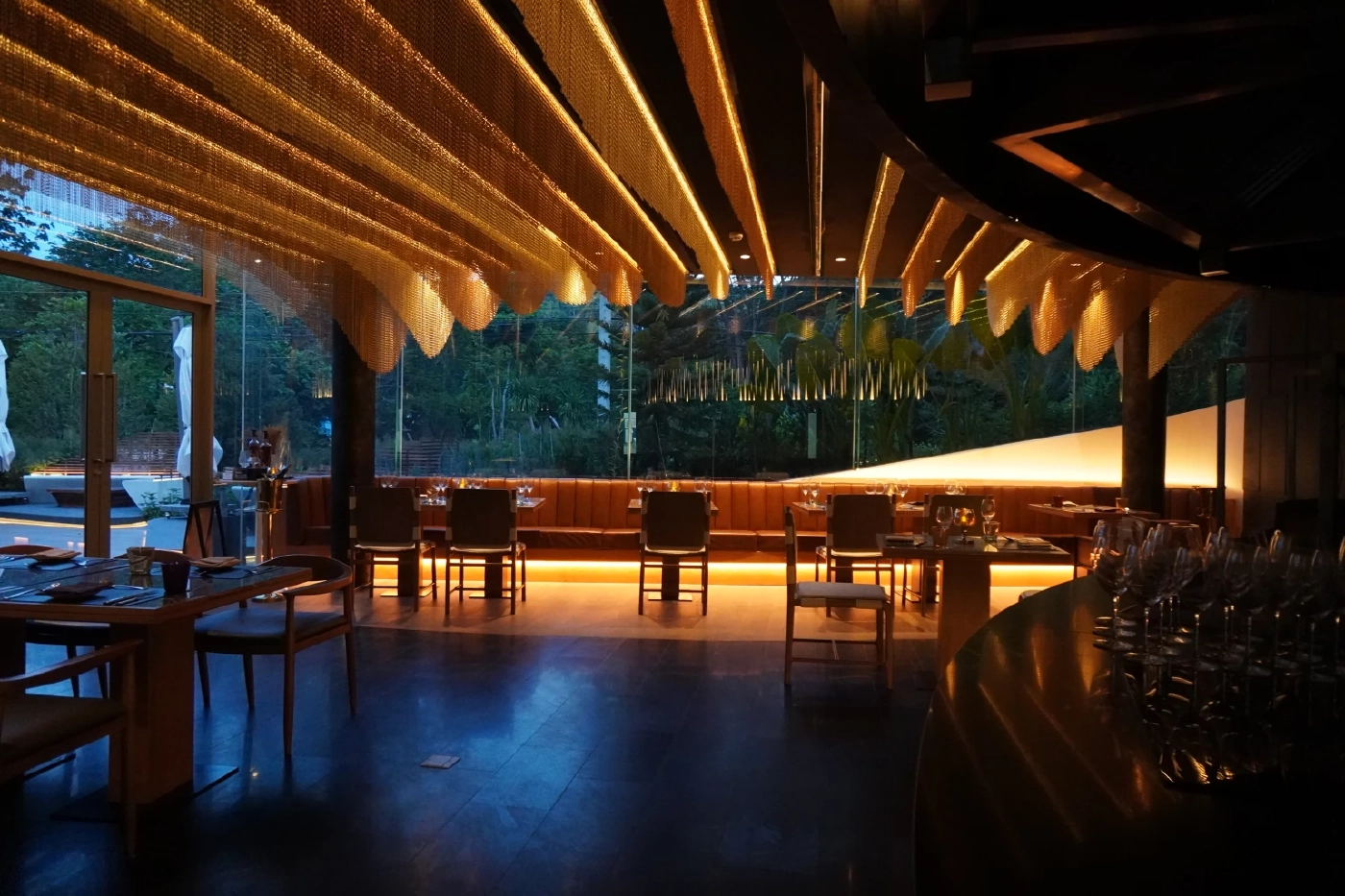 ถ่ายรูปชิคๆพร้อมทานอาหารมื้อหรู ที่โฮเทลมิส เขาใหญ่