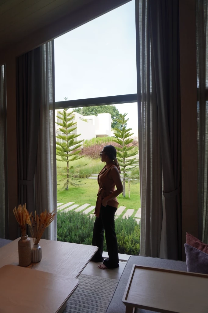 ถ่ายรูปชิคๆพร้อมทานอาหารมื้อหรู ที่โฮเทลมิส เขาใหญ่