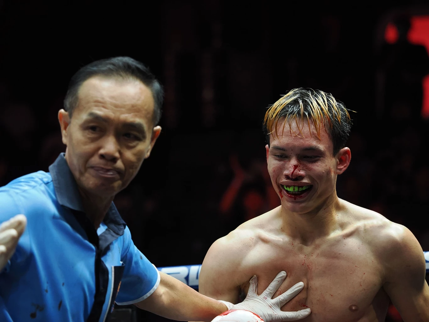 ประมวลภาพ "โจ๊กเกอร์" สุดอึด "โคตะ" ทุบไม่ลงจนชกครบ 3 ยก ศึกมวย RWS