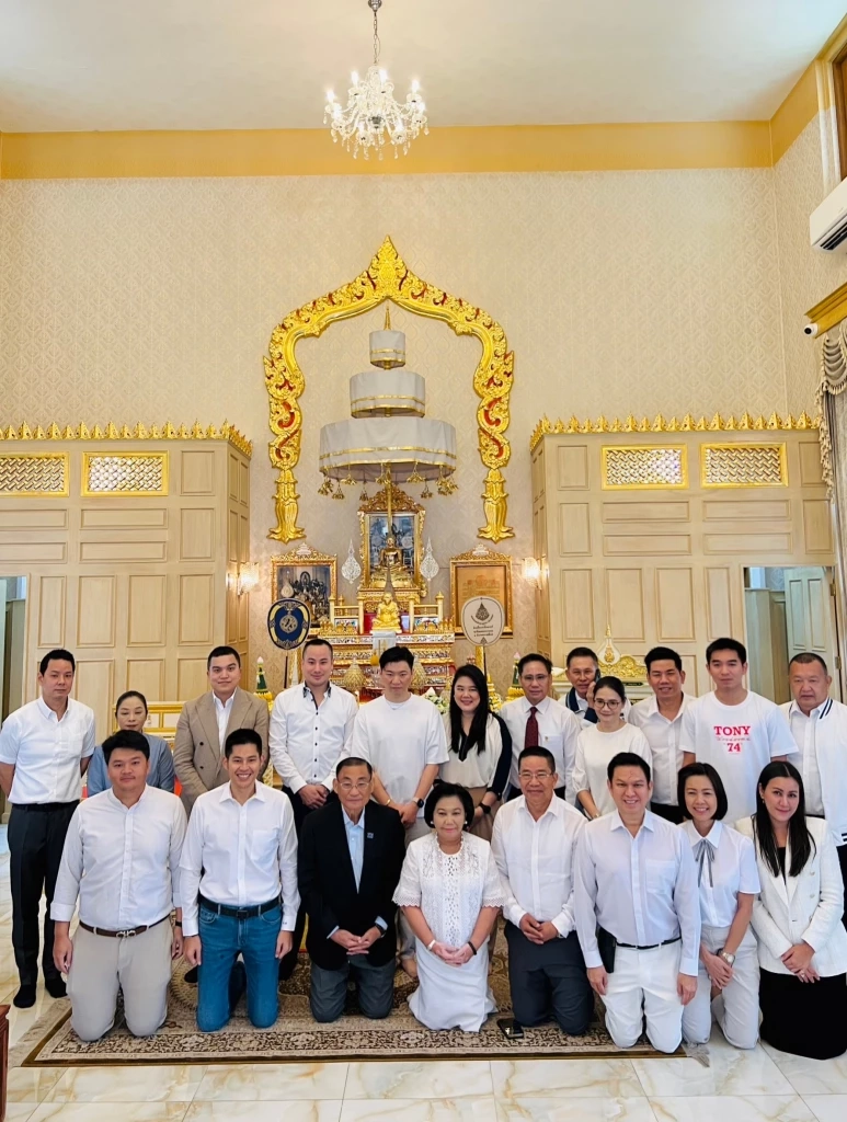 คนใกล้ชิด ร่วมทำบุญวันเกิดให้ ทักษิณ ชินวัตร