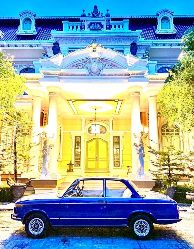 "อนุทิน" หลบสื่อขึ้นตึกไทยคู่ฟ้าไปกับ"บิ๊กตู่" หลังจบประชุม ครม.