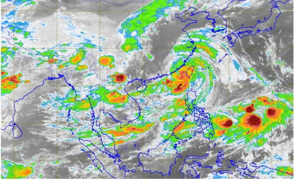 "ไต้ฝุ่นทกซูรี"เคลื่อนขึ้นฝั่ง กรมอุตุฯแจ้ง 31 จว. ฝนฟ้าคะนอง และ ฝนตกหนัก