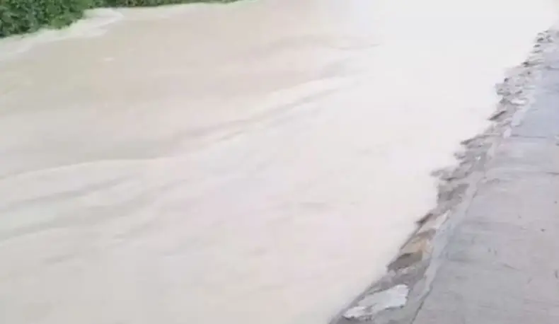 ผู้ว่าฯ ระยอง สั่งเช็กระดับน้ำ หลังฝนตกหนักต่อเนื่อง