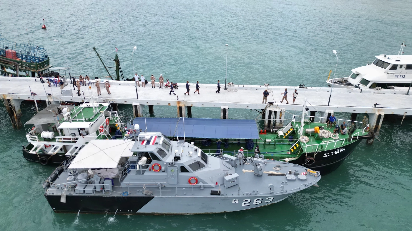 เปิดคลิป ทัพเรือภาคที่ 1 ไล่ล่าเรือขนน้ำมันเถื่อน อ่าวระยอง ของกลาง 3 แสนลิตร