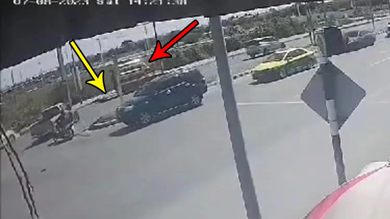 สองแถวปากน้ำ ดริฟต์กลับรถ ทำ ผดส. ร่วงกลางถนน แต่ไม่จอดช่วย คนขับบอกไม่เห็น